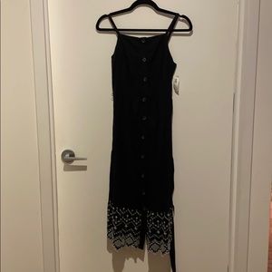Old Navy Embroidered Dress